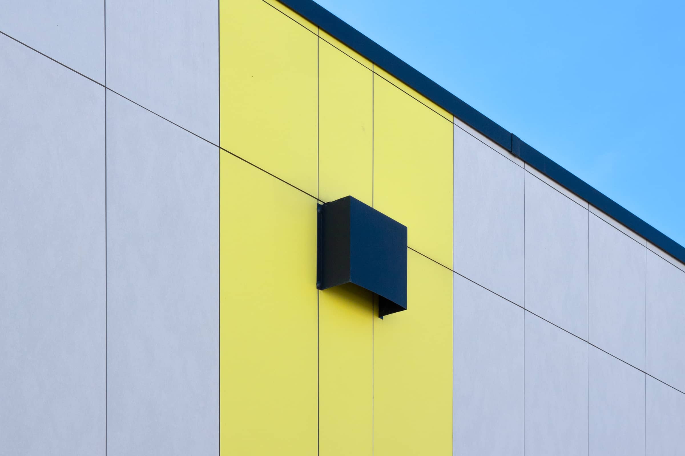 L'impresa Maroso Costruzioni ha realizzato la Scuola &ldquo;Ugo Foscolo&rdquo; di Carmignano di Brenta (PD).