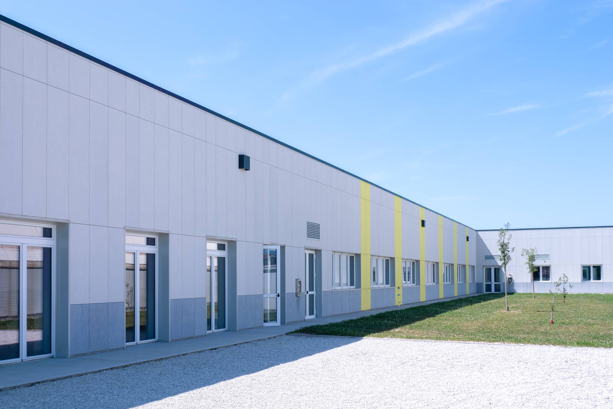 L'impresa Maroso Costruzioni ha realizzato la Scuola &ldquo;Ugo Foscolo&rdquo; di Carmignano di Brenta (PD).