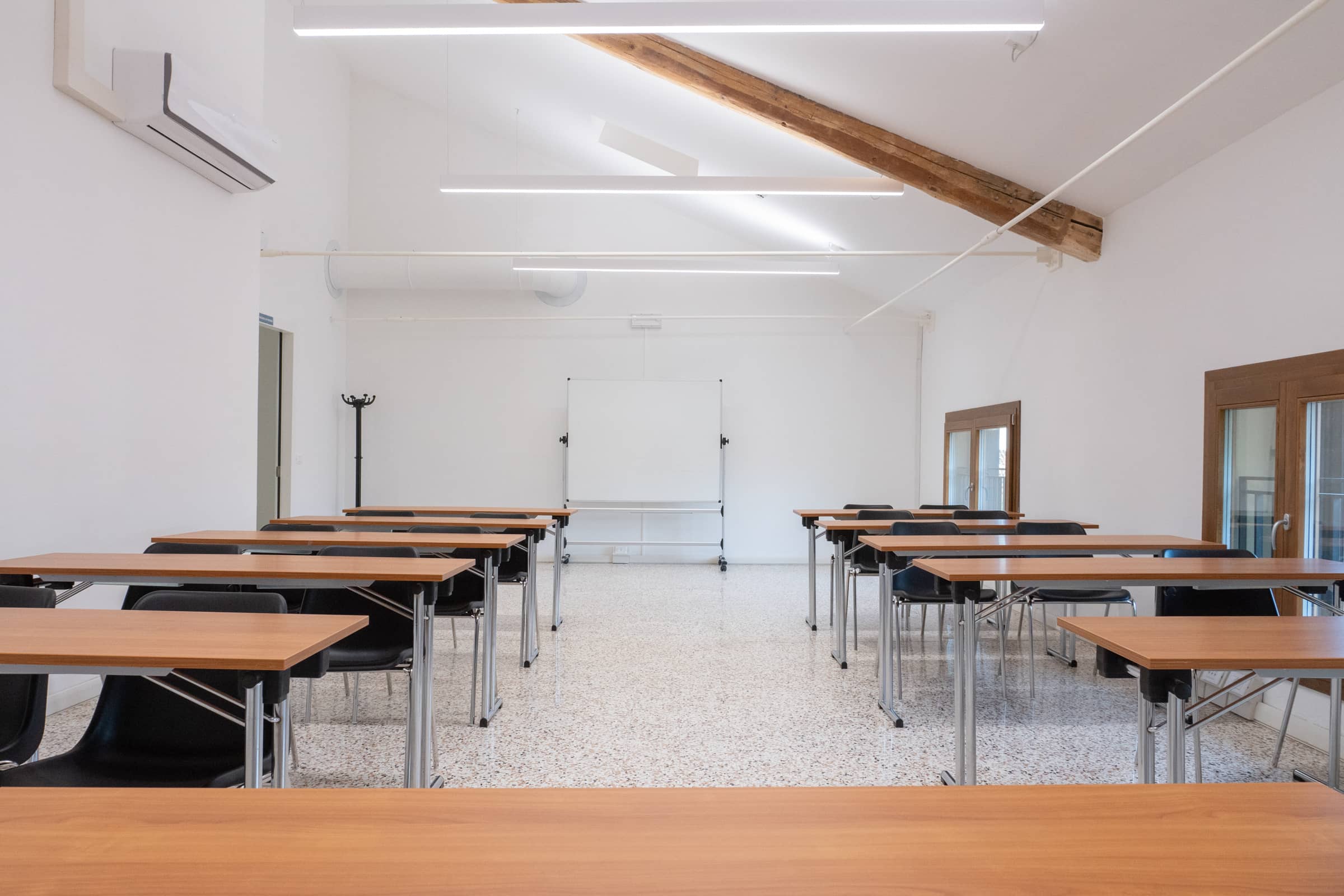Intervento di riqualificazione del Palazzo &ldquo;Ex ACI&rdquo; di Vicenza, realizzato da Maroso Costruzioni.